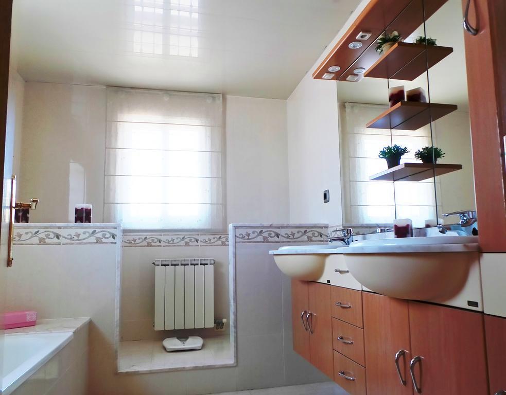 Casa Neus Bara II Villa Roda de Bará Buitenkant foto